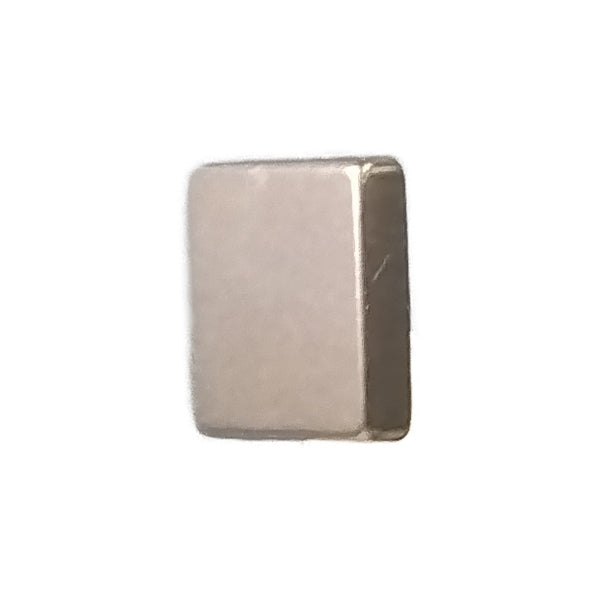 DM1943 裏足 金属ボタン