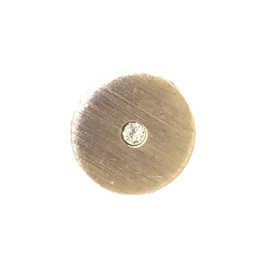 DM1923 Back foot combination button sample